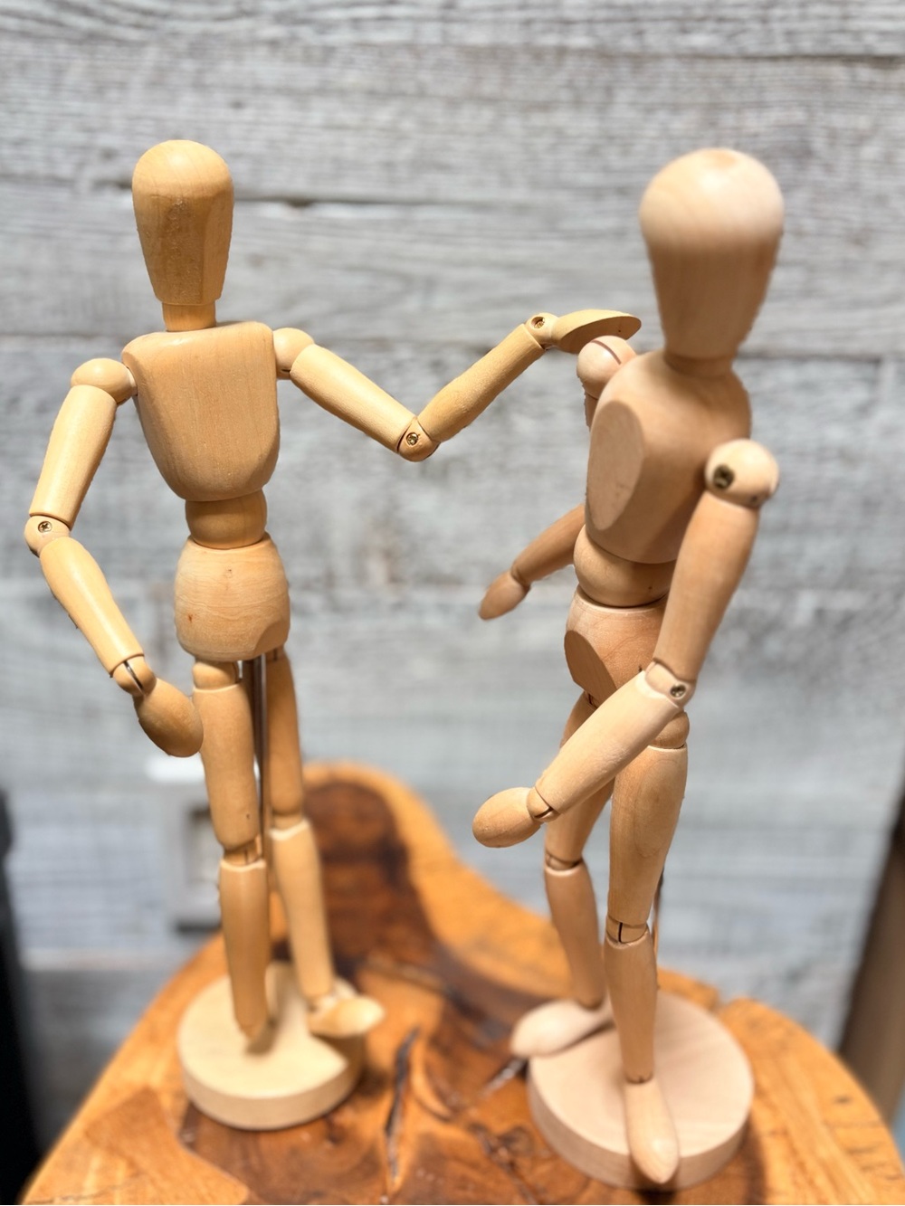 2x Wooden Jointed Poseable Mannequins Artist Set - 12 1/4" High, Light Wood